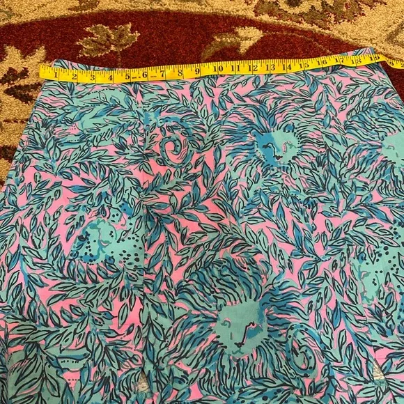 Lilly Pulitzer - Picture 3 of 8